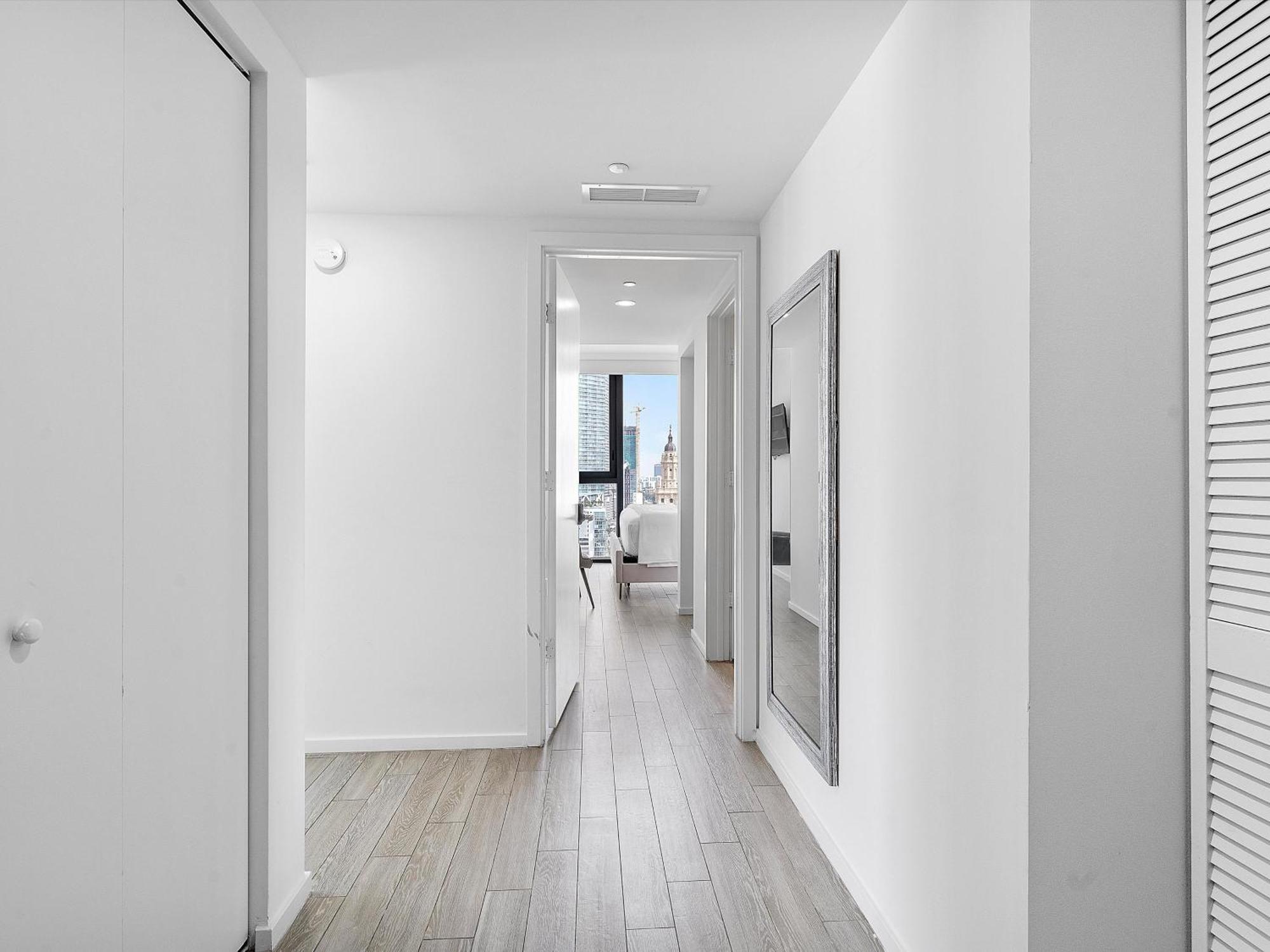 X Lounge Iv - High-rise With Rooftop Pool In Downtown Apartment *