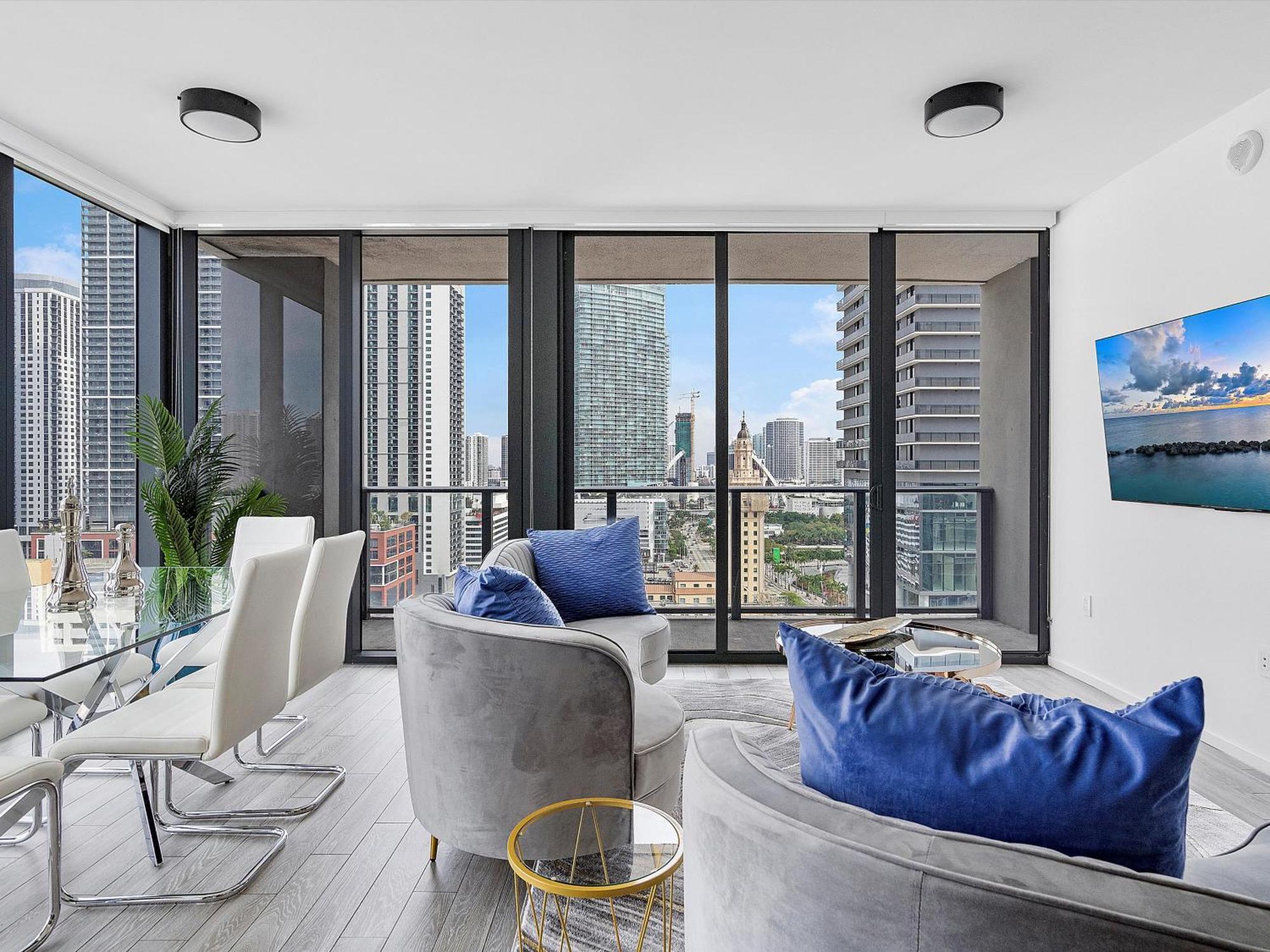 X Lounge Iv - High-rise With Rooftop Pool In Downtown Apartment *